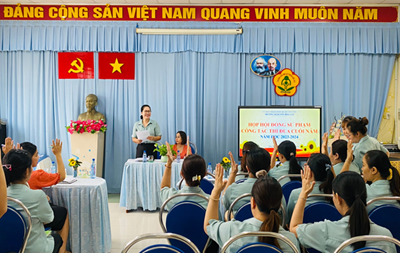 Trường Mầm non Hoa Lan họp công tác tổ chức và thi đua cuối năm học 2023-2024