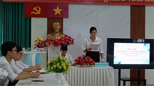 Trường Mầm non Hoạ Mi tổ chức Hội nghị cán bộ, viên chức, người lao động năm học 2024-2025.