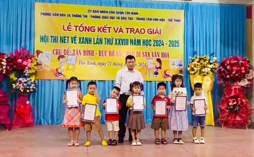 Lễ trao giải Hội thi   Nét vẽ xanh   cấp Quận lần thứ XXVIII năm học 2024-2025.