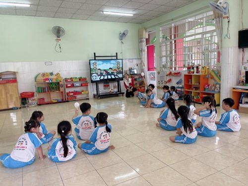 Triển khai chuyên đề TÔI YÊU VIỆT NAM