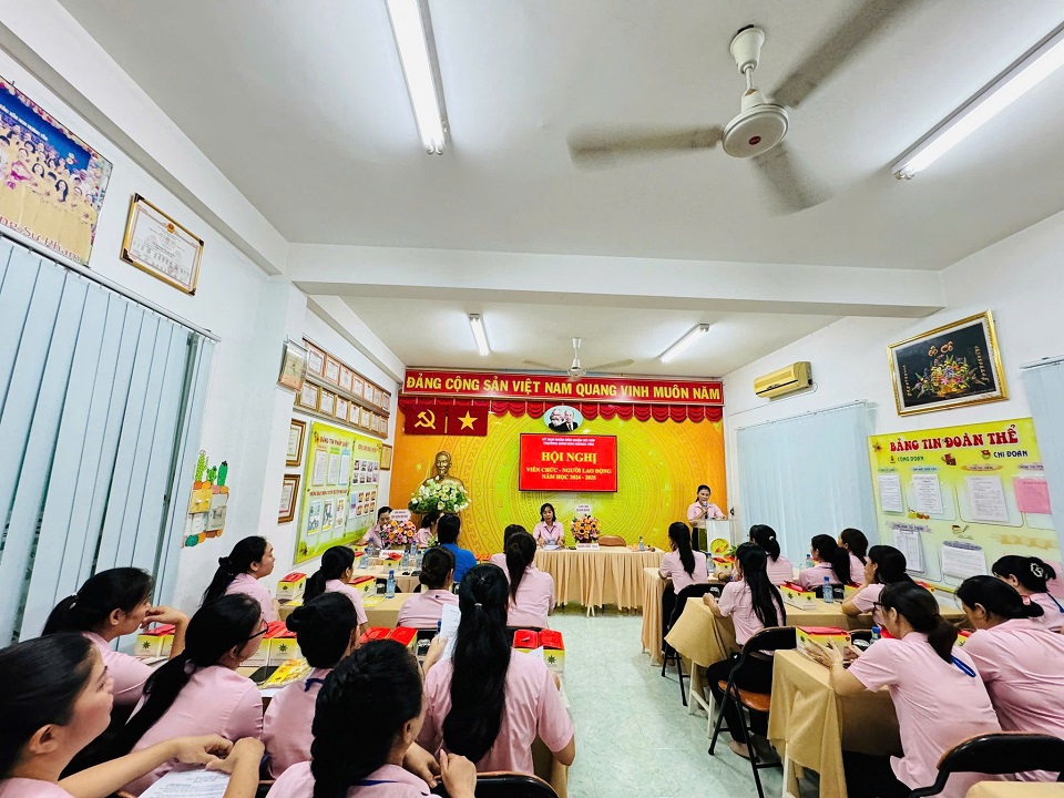 Hội nghi Viên chức, người lao động năm 2024-2025.