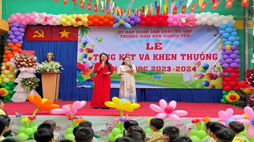 Lễ tổng kết năm học 2023–2024