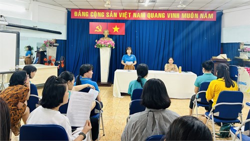 Phổ biến kiến thức giáo dục pháp luật cho đội ngũ CB-GV-CNV