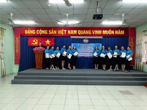 Trường MN Hoa Sen 3 tổ chức Hội nghị CB- VC- NLĐ