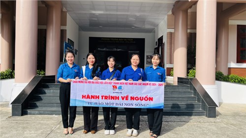 Hành trình về nguồn chào mừng kỷ niệm 94 năm ngày thành lập đảng cộng sản việt nam (03/2/1930-03/2/2024)