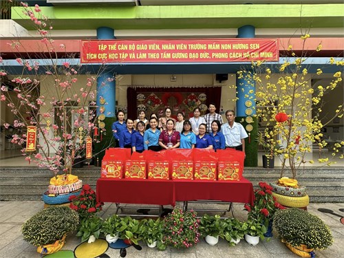  Xuân yêu thương - Tết đong đầy 