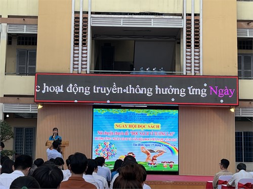 Ngày hội đọc sách , nói chuyện với chuyên đề   Đọc sách vì tương lai  Hưởng ứng ngày sách và văn hóa đọc sách Việt Nam năm 2024