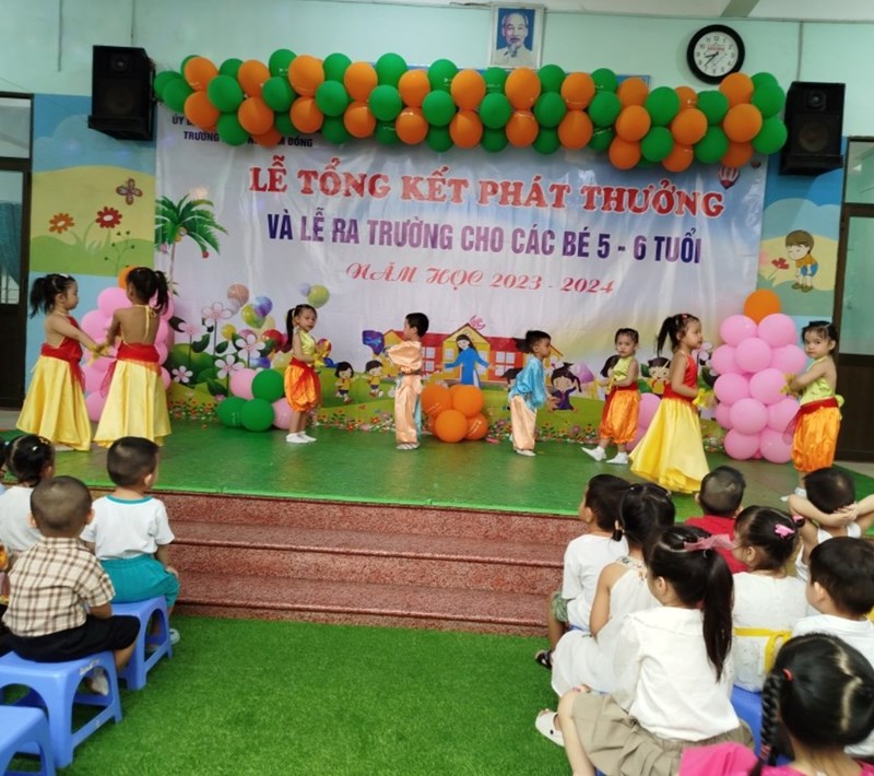 Lễ Tổng kết và phát thưởng học sinh đạt thành tích   Bé khỏe, Bé ngoan   năm học 2023-2024