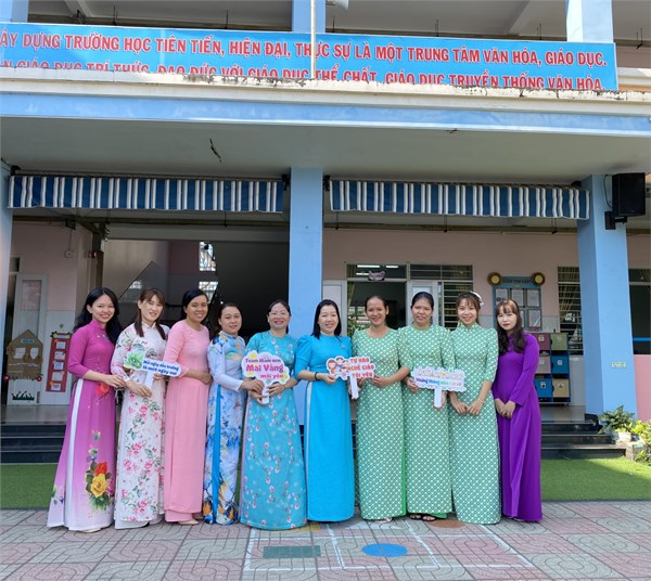 Hưởng ứng Tuần lễ Áo dài lần thứ 10
