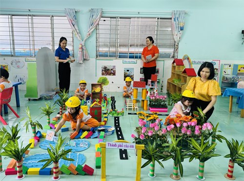 Bé vui học