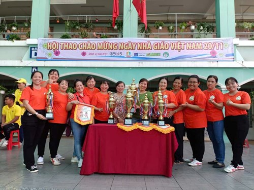 Tham gia Hội thao Chào mừng ngày Nhà giáo Việt Nam 20/11