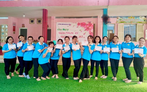 Phụ nữ khỏe để lao động tốt