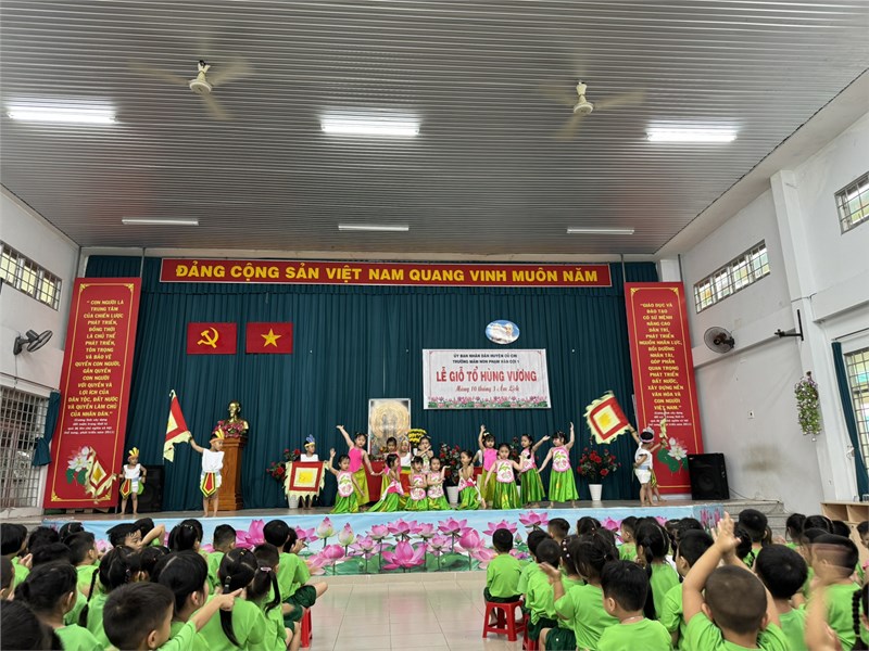 Trường mầm non Phạm Văn Cội 1 tổ chức Lễ Giỗ Tổ Hùng Vương mùng 10/3 năm 2024.