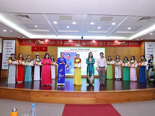 Cô Phạm Thị Diệp trường Mầm non Phú Hòa đạt giải 3  Giáo viên giỏi cơ sở giáo dục mầm non cấp Thành phố  năm học 2023-2024