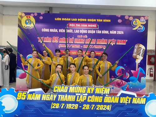 Công Đoàn cơ sở Mầm non Phú Hòa tham gia Hội thi văn nghệ  Công nhân, viên chức, lao động quận Tân Bình, năm 2024  với Chủ đề: Tự hào 95 năm vẻ vang công đoàn Việt Nam (28/07/1929 - 28/07/2024)