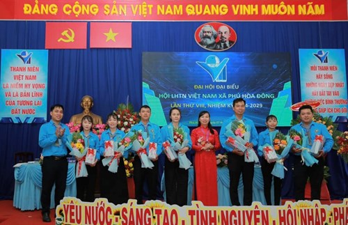 Chi đoàn Trường MN Phú Hòa Đông - Tham dự Đại hội Đại biểu Hội LHTN Việt Nam xã Phú Hòa Đông, lần thứ VII, nhiệm kỳ 2024 - 2029
