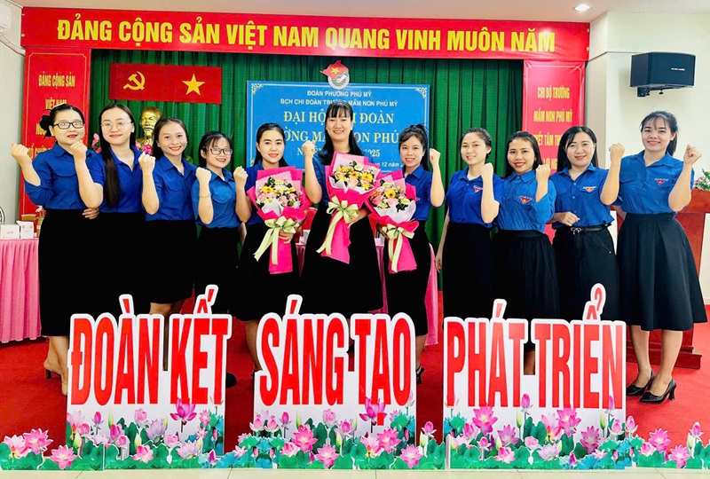 Chi đoàn Thanh niên Trường Mầm non Phú Mỹ tổ chức Đại hội Chi Đoàn Thanh niên Trường Mầm non Phú Mỹ nhiệm kỳ 2024 - 2025