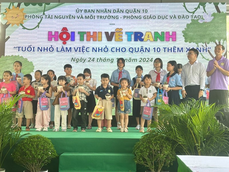 Trường mầm non phường 11  tham gia hội thi vẽ tranh tuổi  nhỏ làm việc nhỏ cho quận 10 thêm xanh