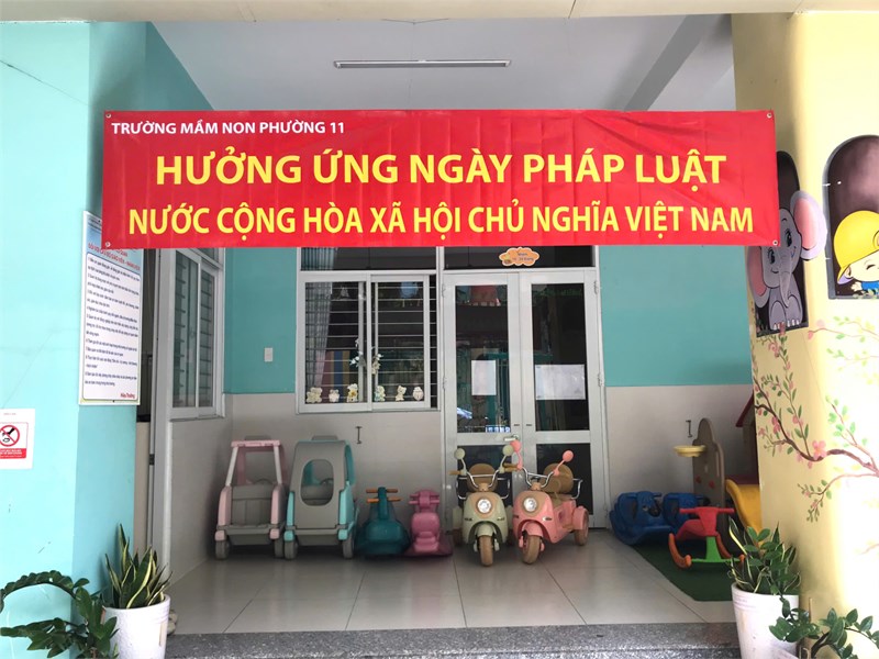 Tuyên truyền ngày Pháp luật Việt Nam 09/11/2024