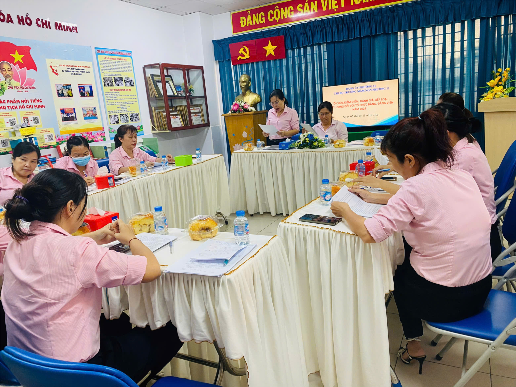 Chi bộ trường nầm non phường 11 tổ chức kiểm điểm, đánh giá, xếp loại chất lượng đối với tổ chức đảng, đảng viên  năm 2024