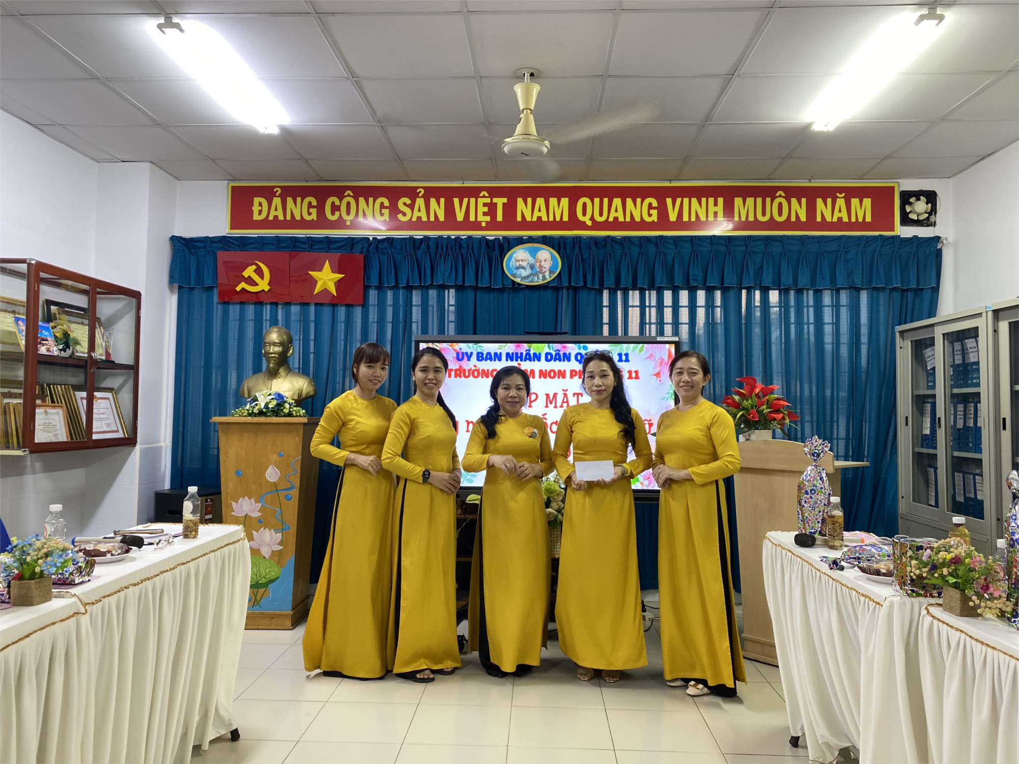 Trường Mầm non Phường 11 tổ chức họp mặt kỷ niệm Quốc tế Phụ nữ 08/3/2024