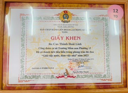 Xin chúc mừng cô Hoài Linh đạt Danh hiệu “Giỏi việc nước - Đảm việc nhà”