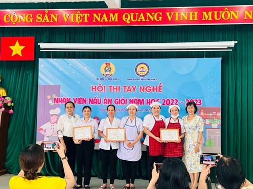 Trường Mầm non Phường 2. Tham gia Hội thi  “Nhân viên nấu ăn giỏi“ Năm học 2022-2023