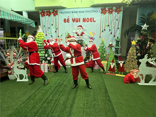 Trường Mầm non Phường 3 tổ chức lễ hội  Bé vui Noel  năm học 2024 - 2025