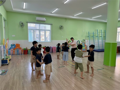 Hoạt động thể dục sáng