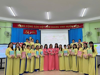 Hội thi Giáo viên mầm non dạy giỏi cấp trường với chủ đề  Đánh giá sự phát triển của trẻ  năm học 2024 - 2025 (Phần thi thuyết trình)