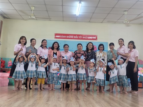Hội thi Giáo viên mầm non dạy giỏi cấp Thành phố năm học 2023-2024
Chủ đề  Xây dựng kế hoạch và tổ chức các hoạt động nuôi dưỡng, chăm sóc, giáo dục trẻ .
