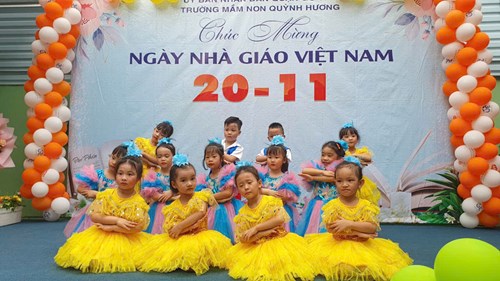 Hoạt động chào mừng kỷ niệm 42 năm ngày Nhà giáo Việt Nam 20/11/2024 của Trường Mầm non Quỳnh Hương
