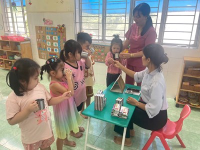 Tổ chức tẩy giun đầu năm học 2024-2025