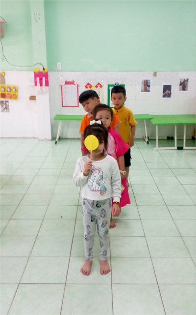 Kiểm tra thị lực cho trẻ
