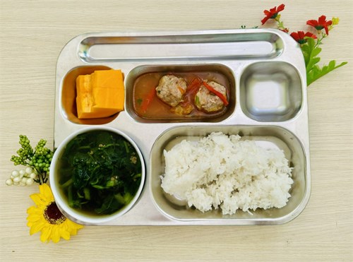 Thực đơn trưa Mẫu giáo thứ hai ngày 29/01/2024