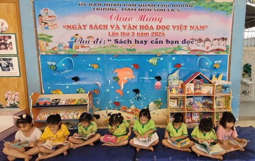 Chào mừng : ngày sách và văn hóa đọc việt nam  lần thứ 3 năm 2024
