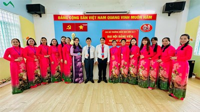 Chúc mừng Đại hội Chi bộ Mầm non Sơn Ca 7 thành công tốt đẹp.