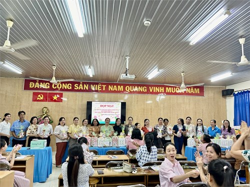 Mừng ngày quốc tế phụ nữ 8.3