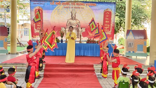 Trường mầm non sơn ca 8 tổ chức lễ giỗ quốc tổ hùng vương