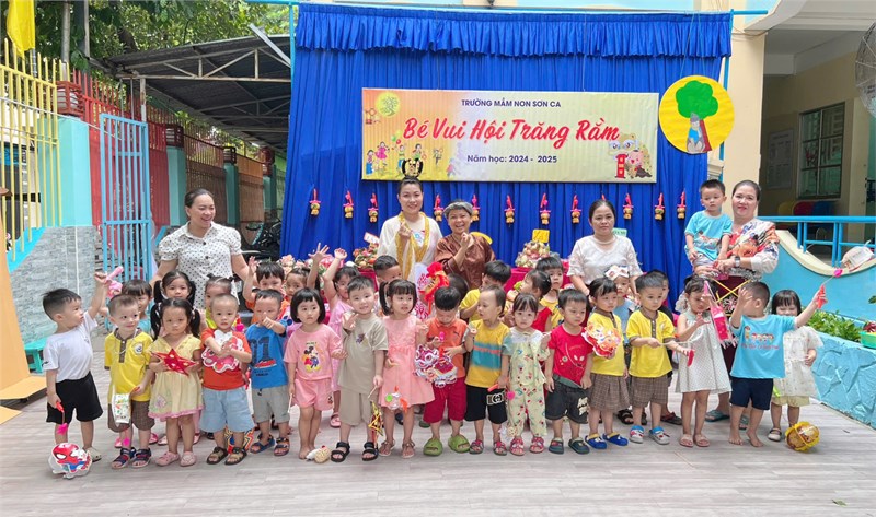 Trường Mầm non Sơn Ca tổ chức Lễ hội     Bé vui Trăng rằm  