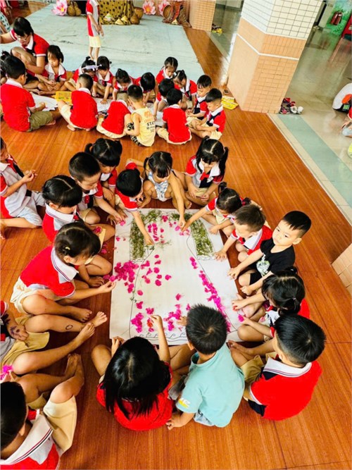 Một số hoạt động của cô và các bé chào mừng ngày Phụ nữ Việt Nam 20/10 tại trường Mầm non Sơn Ca 1.