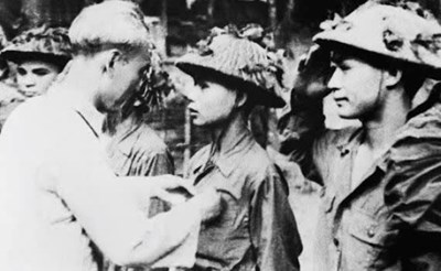 Kỷ niệm 80 năm ngày thành lập quân đội nhân dân việt nam (22/12/1944 - 22/12/2024) và 35 năm ngày hội quốc phòng toàn dân (22/12/1989 - 22/12/2024)