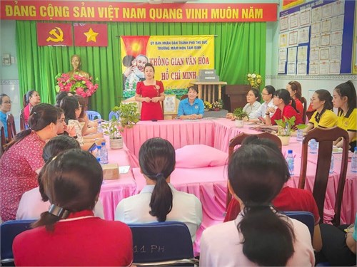 Trường Mầm non Tam Bình đã tổ chức chuyên đề “Xây dựng môi trường chăm sóc- giáo dục trẻ theo hướng lấy trẻ làm trung tâm” cho các trường, nhóm lớp trong Cụm 20 về dự giờ học tập vào ngày 29/12/2023