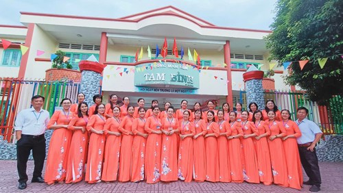Hội nghị viên chức – người lao động năm học 2024 – 2025