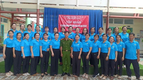 Trường Mầm non Tam Bình tham gia tập huấn Phòng cháy chữa cháy năm 2024, vào lúc 8 giờ ngày 02/11/2024.