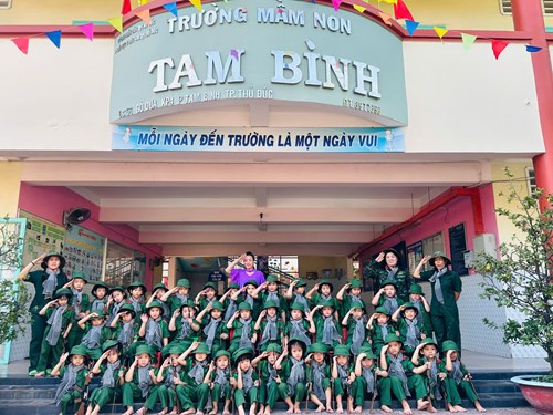 Trường mầm non Tam Bình tổ chức hoạt động trải nghiệm  Bé tập làm chiến sĩ bộ đội  để chào mừng Ngày thành lập Quân đội Nhân dân Việt Nam 22/12