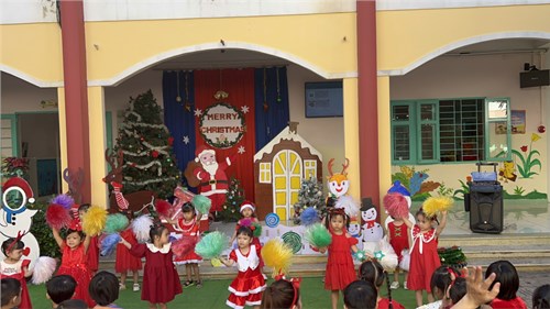 Lễ hội  Bé vui Noel 