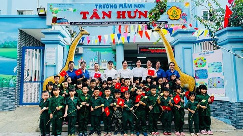 Chào mừng Kỷ niệm 134 năm Ngày sinh của Chủ tịch Hồ Chí Minh (19/5/1890- 19/5/2024)