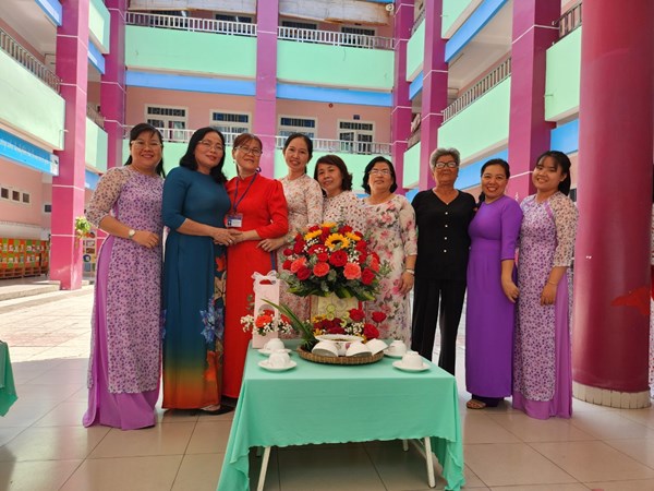 Thi nấu ăn của các tổ công đoàn.