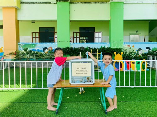 Hội Chữ thập đỏ Trường Mầm non Thạnh An tổ chức vận động, quyên góp cứu trợ đến đồng bào bị thiệt hại do cơ bão số 3